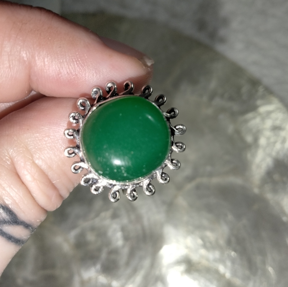 Stirling Silver Plated Genuine Green Onyx Ring - Picture 4 of 6